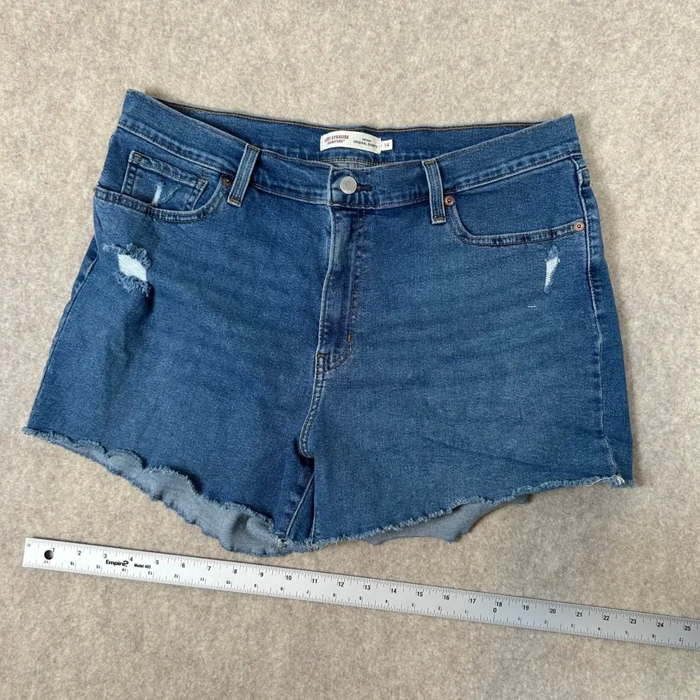 Signature by Levi Strauss signature by